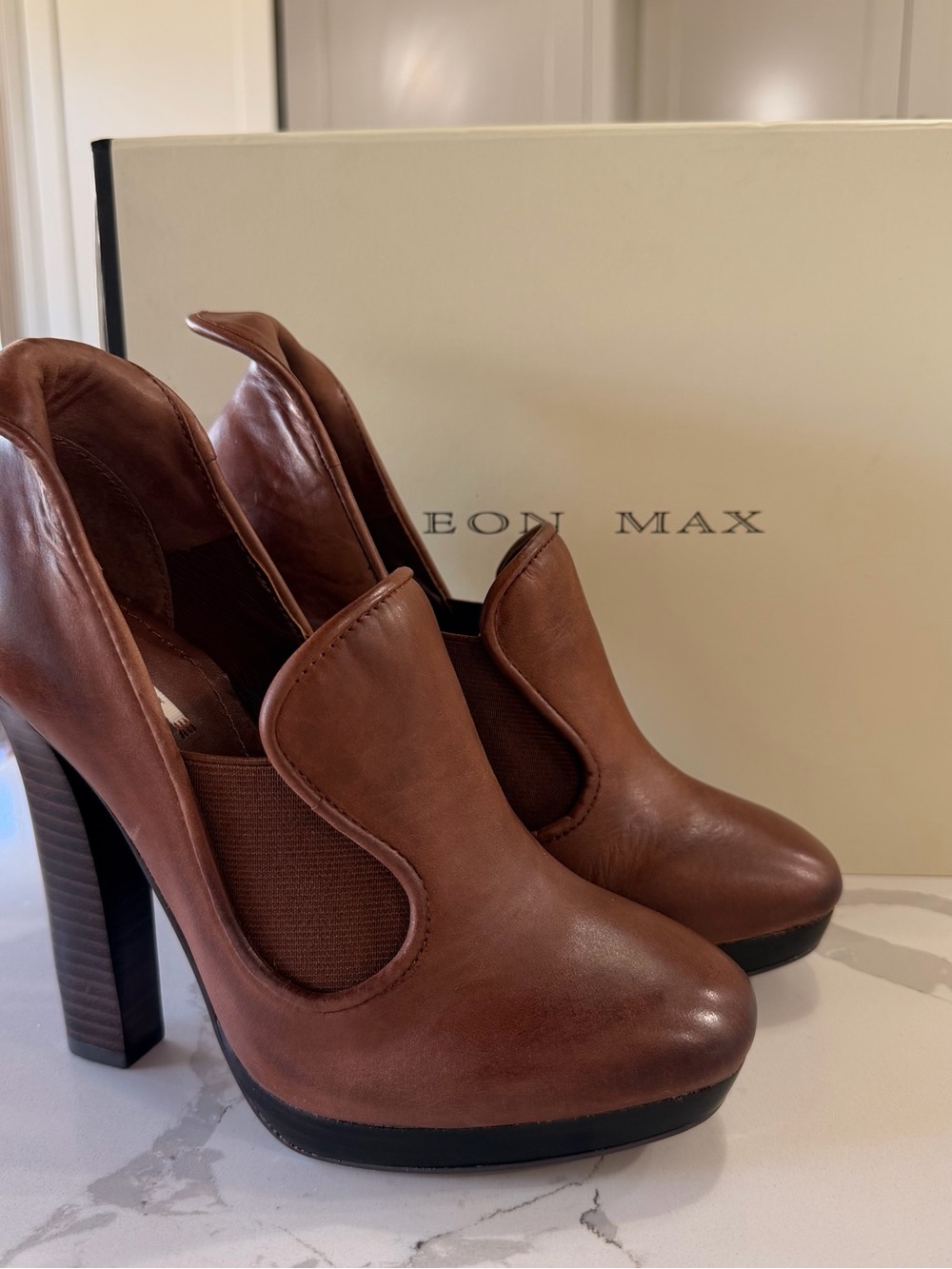 Leon Max Brown Leather High-Heel Booties